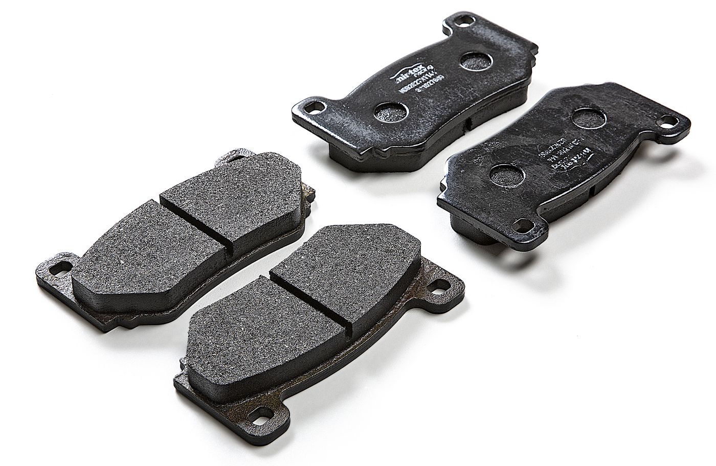 Bremsbeläge
Brake pads
Plaquettes de frein
Okładziny hamulcowe