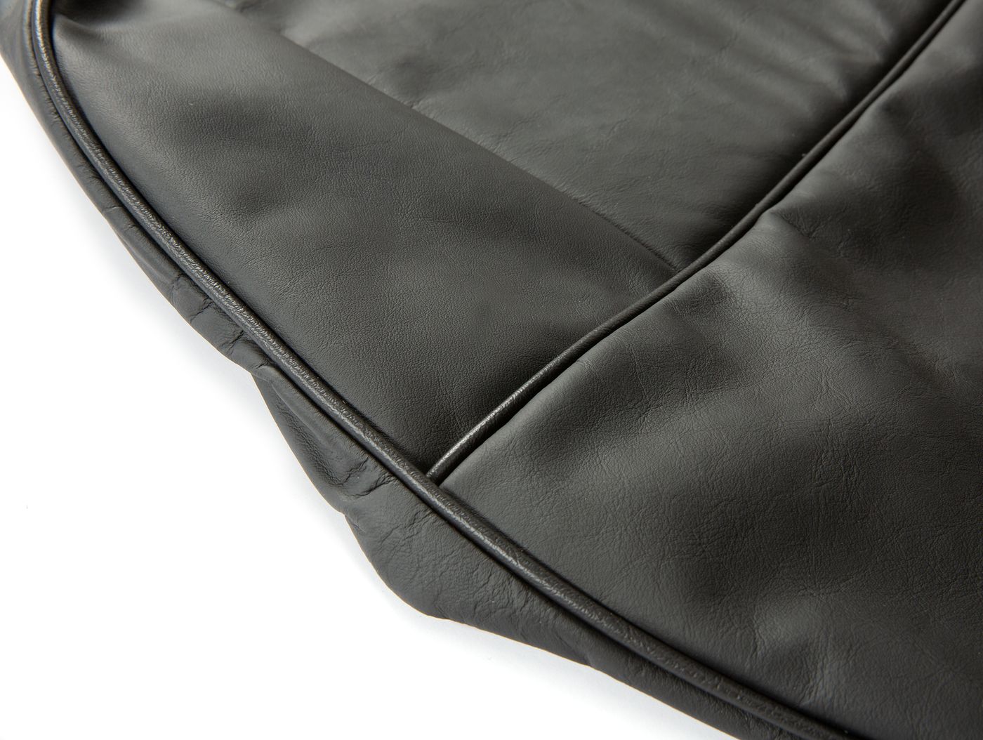 Ledersitzbezüge
Leather seat covers
Housses de siège en cuir
L