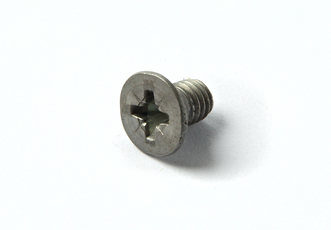 Senkkopfschraube
Countersunk screw
Vis à tête fraisée
Torn