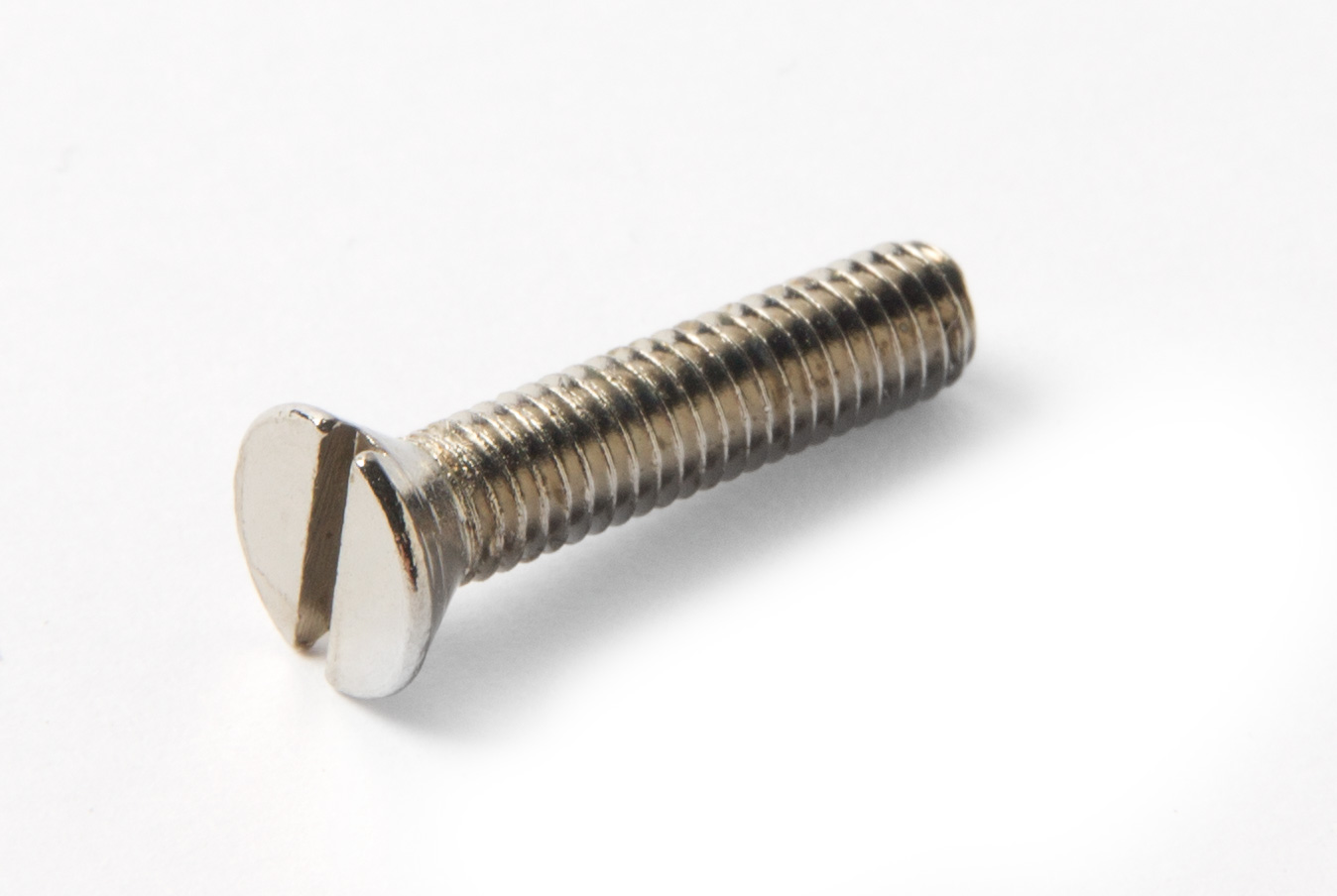 Senkkopfschraube
Countersunk screw
Vis à tête fraisée
Torn