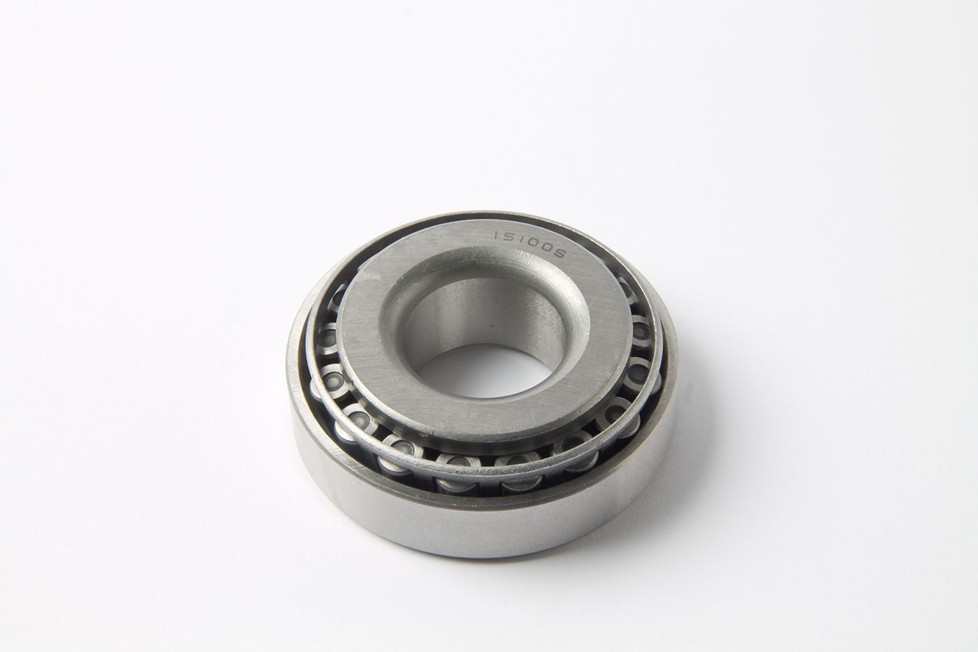 Kegelrollenlager
Tapered roller bearing
Cónico de rodillos