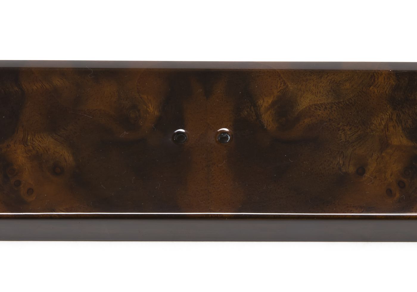 Holz-Armaturenbrett
Wood dashboard
Tableau de bord en bois
Drewn